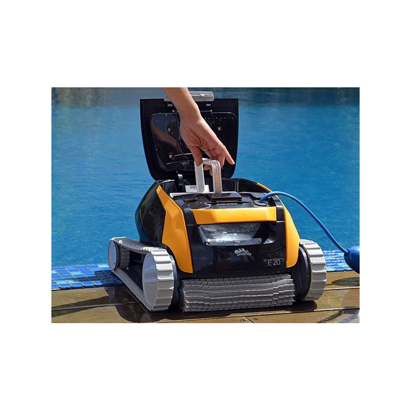 Odkurzacz automatyczny Dolphin E 20 dla basenów do 10 metrów dg water