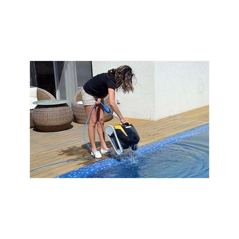 Odkurzacz automatyczny Dolphin E 20 dla basenów do 10 metrów